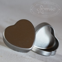 Cosmio alumínium szív alakú fémdobozka 25ml-es 1db